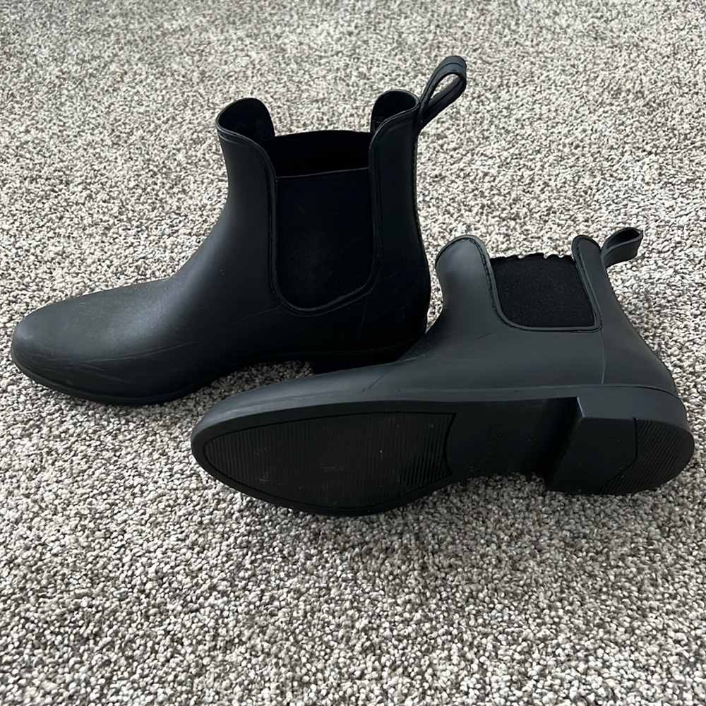 J crew Womens size 8 all weather booties